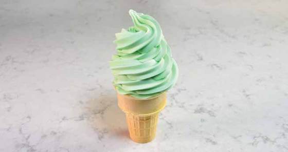 Dairy-free mint lite soft serve